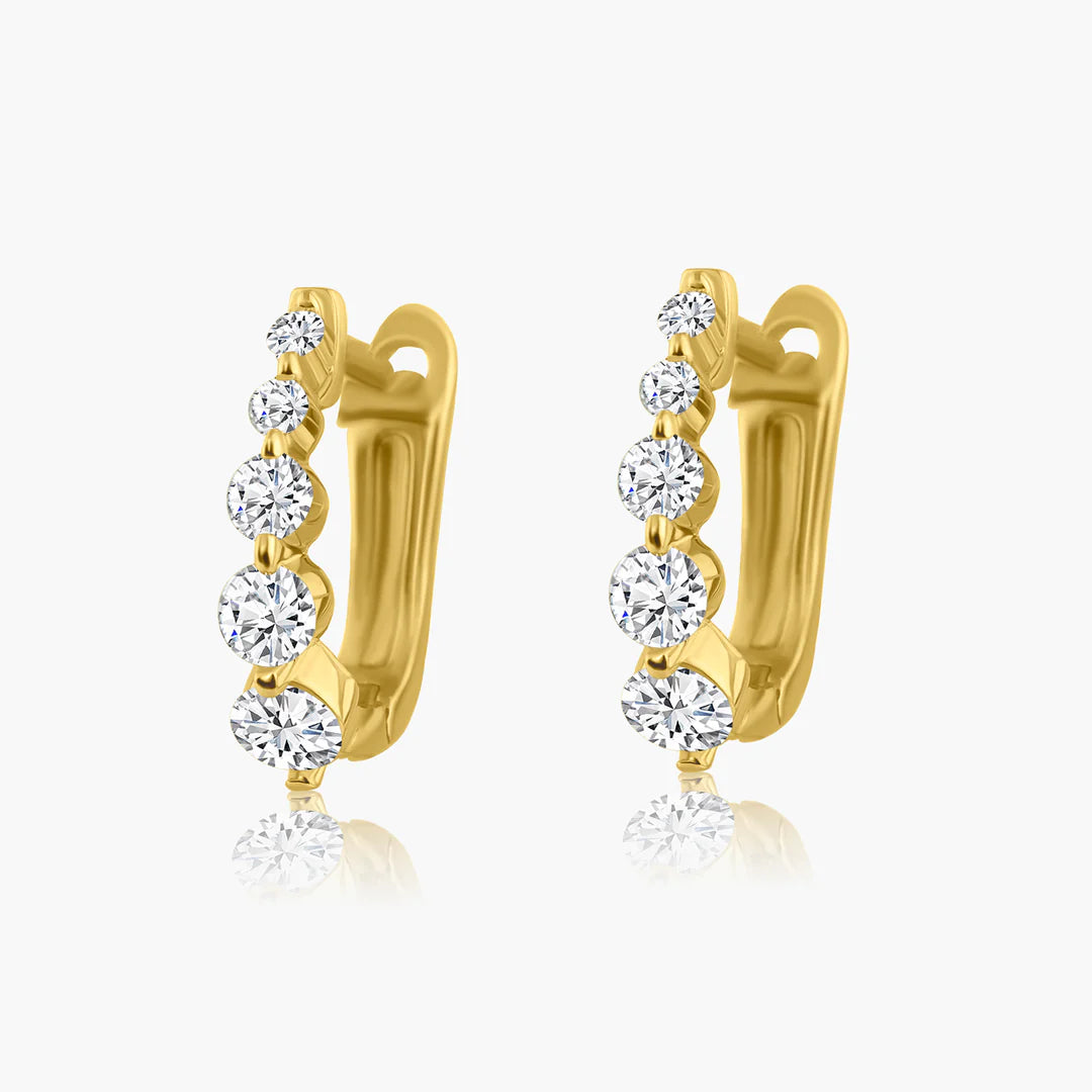 Tapered Shared Prong Huggies