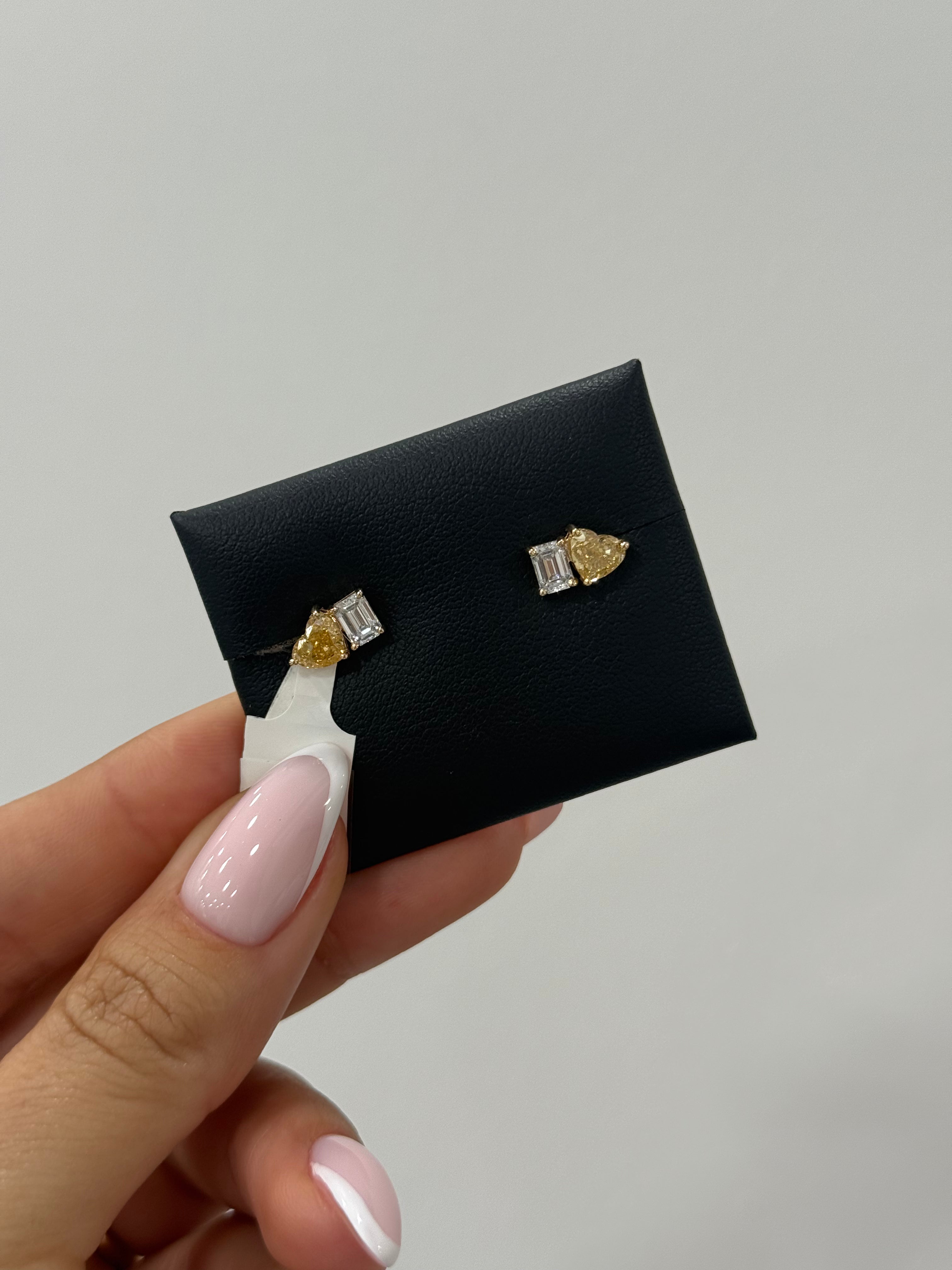 Toi et Moi Studs