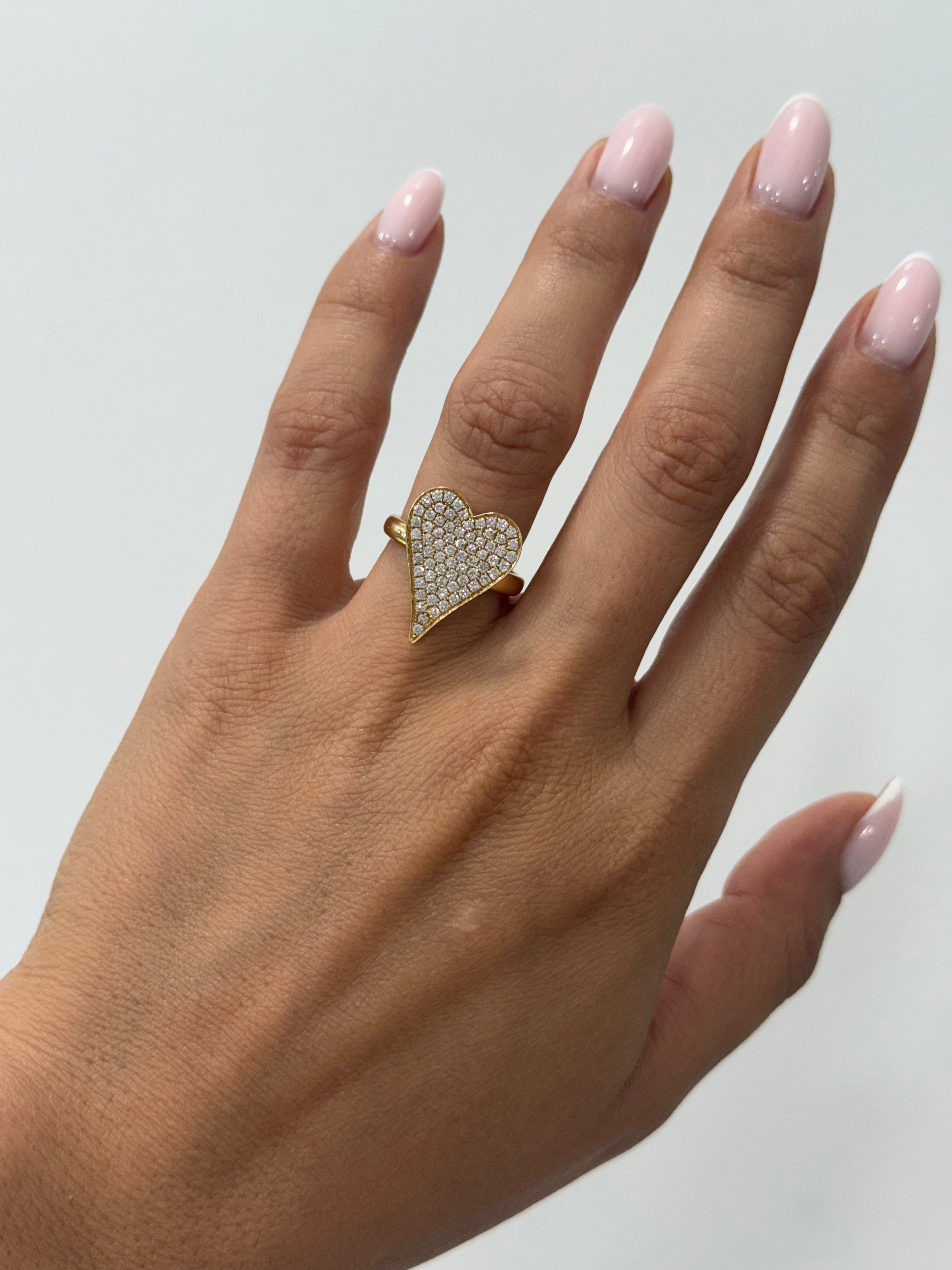18K Large Heart Ring