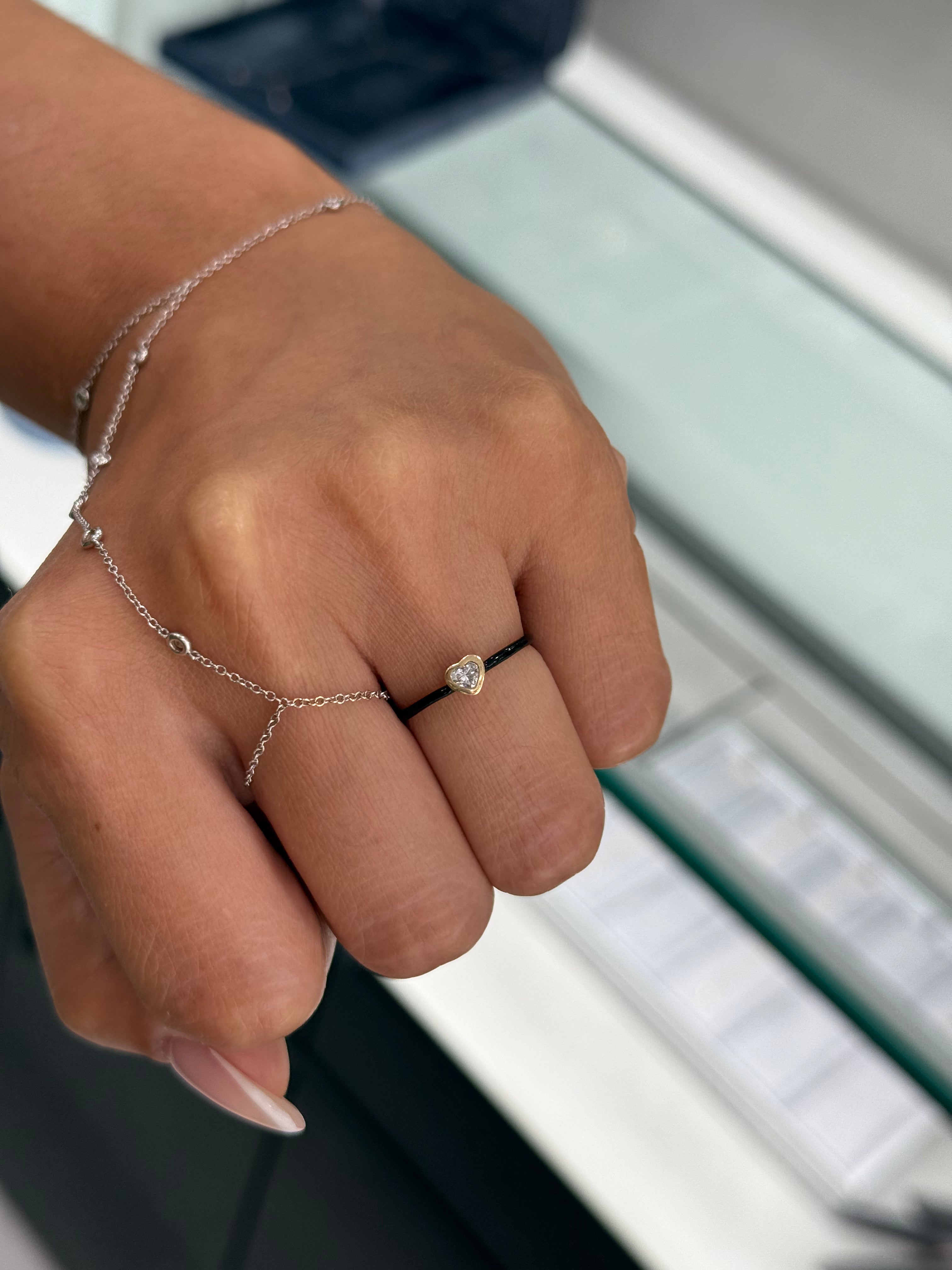 Heart Bezel Enamel Ring