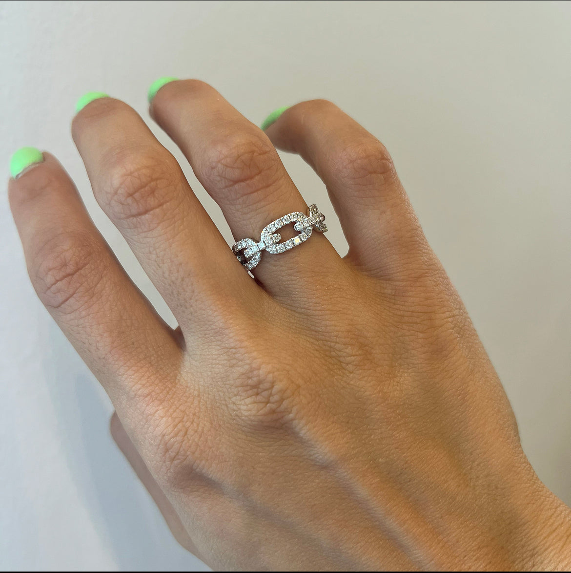 Elongated Link Ring