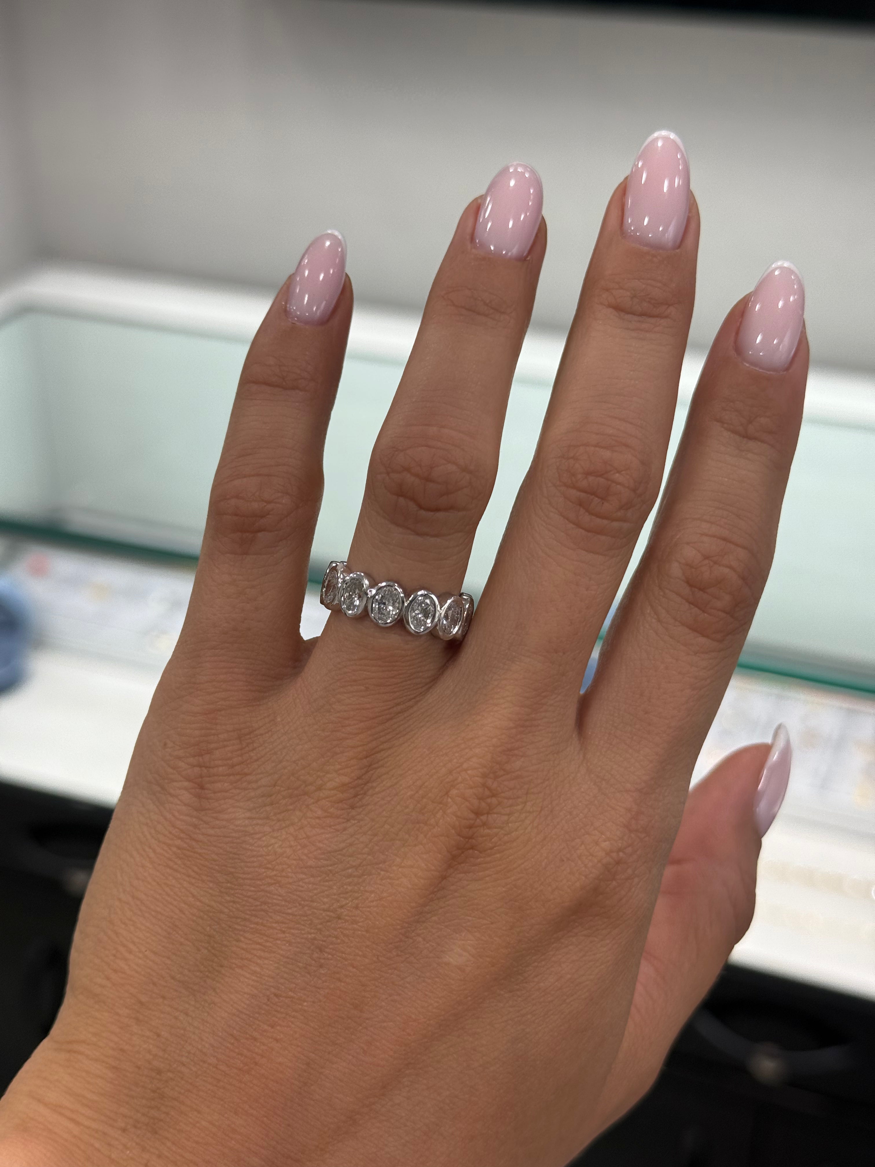 Bezeled Ovals Lab Diamond Band