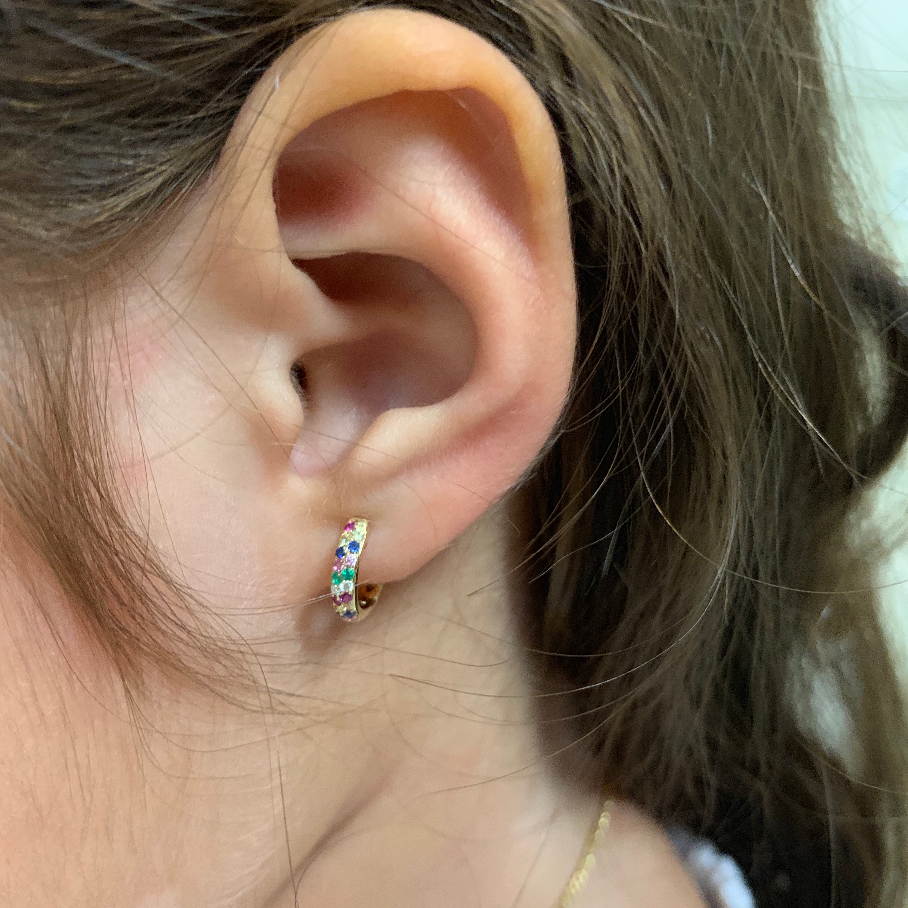 Double Row Chunky Rainbow Huggie